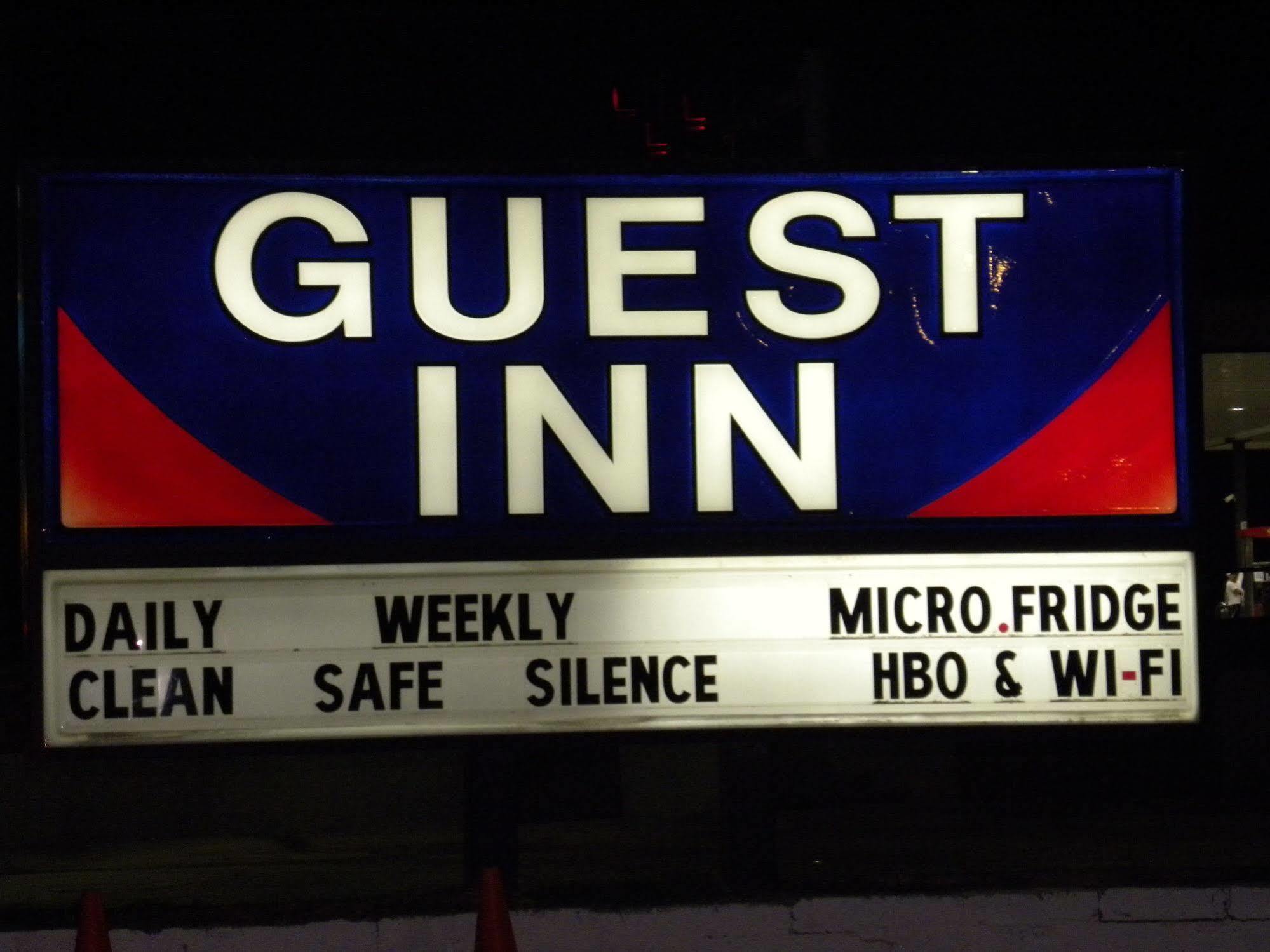Guest Inn Rogers Bagian luar foto